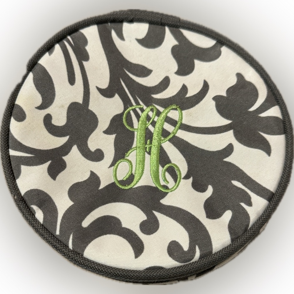 Fabulous Circle Travel Jewelry Holder / Makeup Zip Around Holder Monogram H